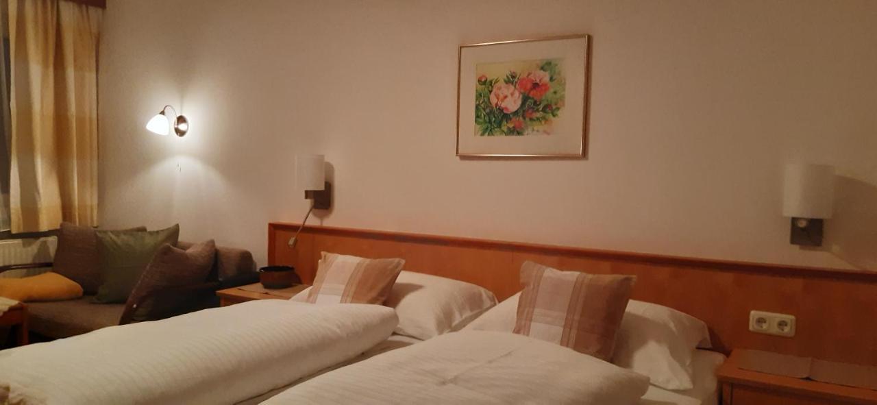 Pension Und Appartement Weinschreiber راوريس المظهر الخارجي الصورة