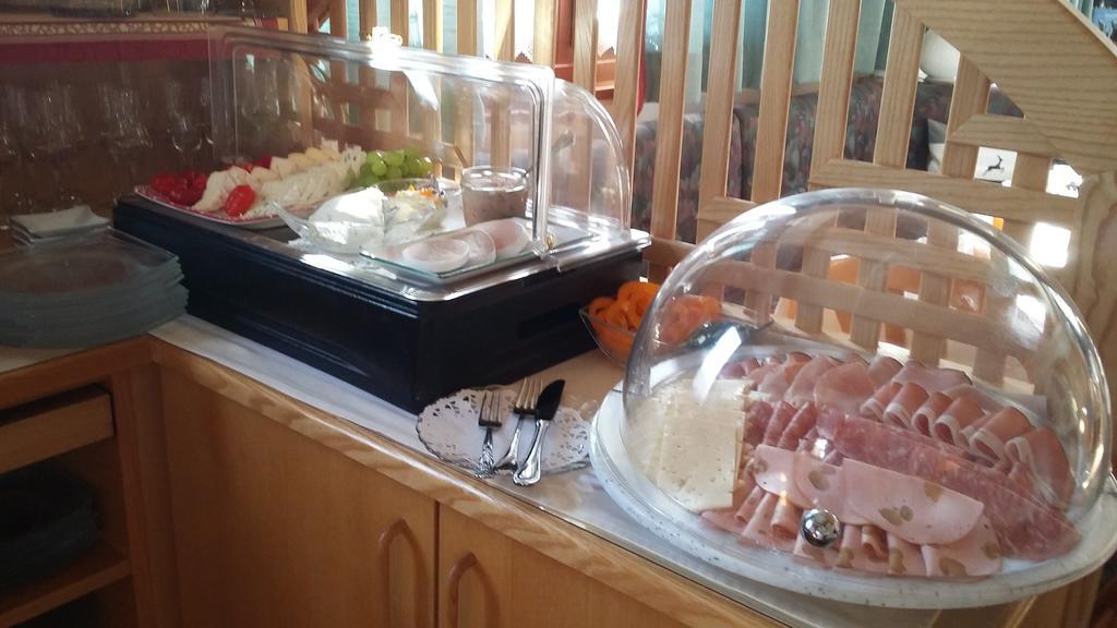 Pension Und Appartement Weinschreiber راوريس المظهر الخارجي الصورة